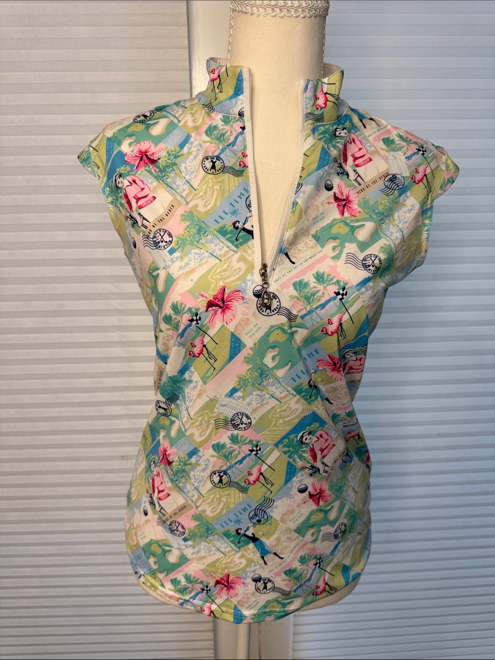 San Soleil Golf Tropical Print Zip-Front Camisole in Multi 1322